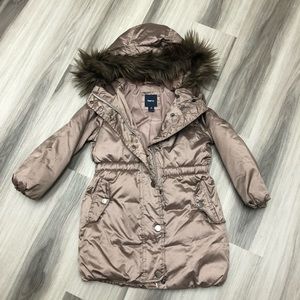 Gap Kids Puffer Jacket with Faux Fur Trim Hoodie